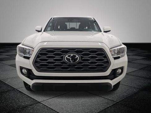 Certified 2023 Toyota Tacoma TRD Off-Road image 2
