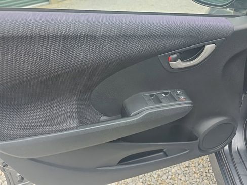 Used 2013 Honda Fit Sport image 12