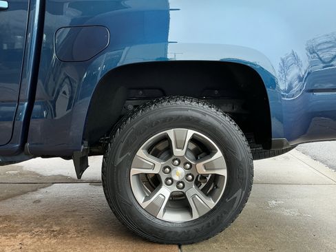 Used 2020 Chevrolet Colorado Z71 image 23