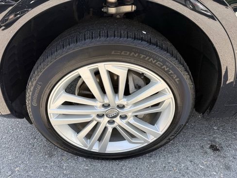 Used 2018 Audi Q5 2.0T Premium Plus AWD/4WD image 30