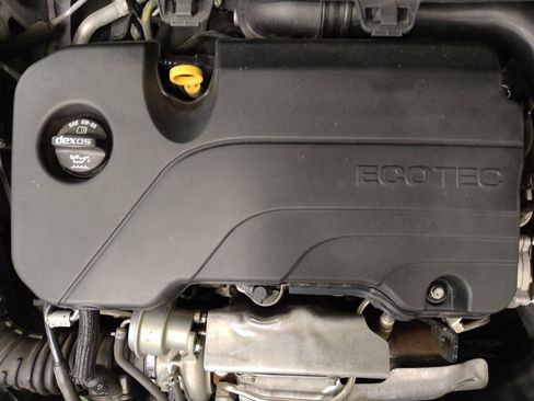 Used 2019 Chevrolet Cruze LS image 30