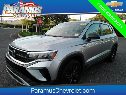 Used 2022 Volkswagen Taos S AWD/4WD image 1