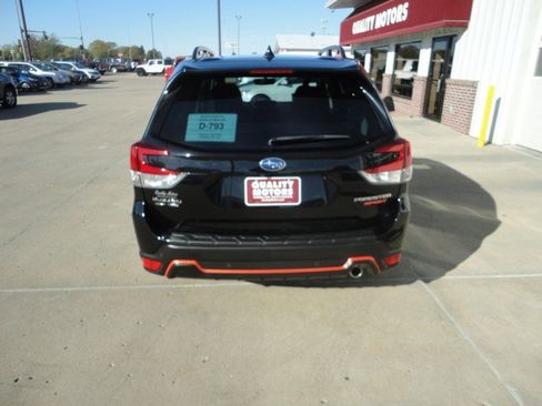 Used 2023 Subaru Forester Sport image 13