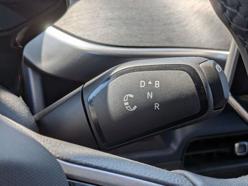 Used 2025 Volkswagen ID. Buzz Pro S Plus image 25