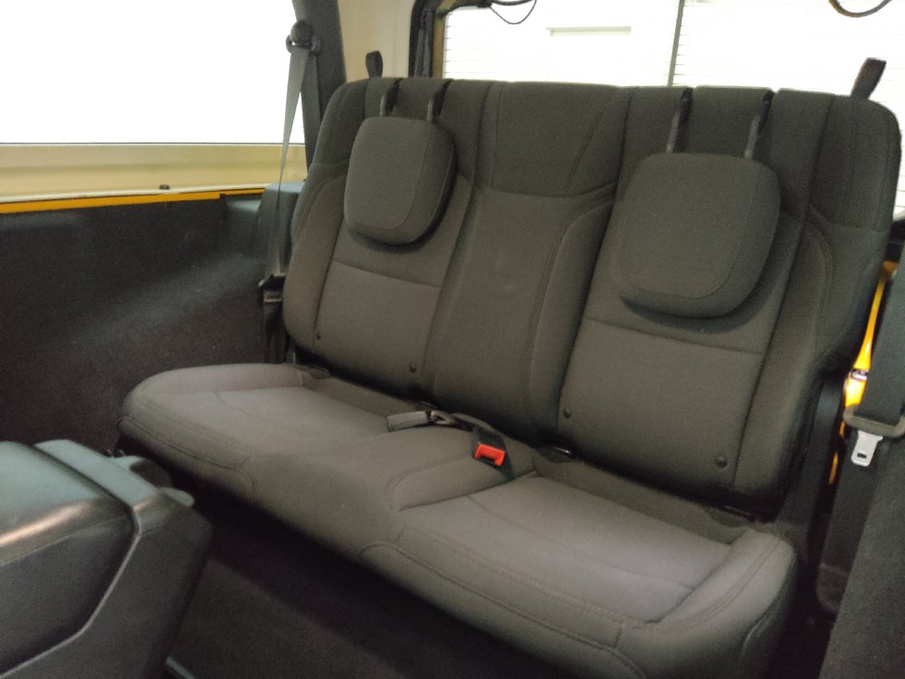 Used 2019 Jeep Wrangler Sport AWD/4WD image 18