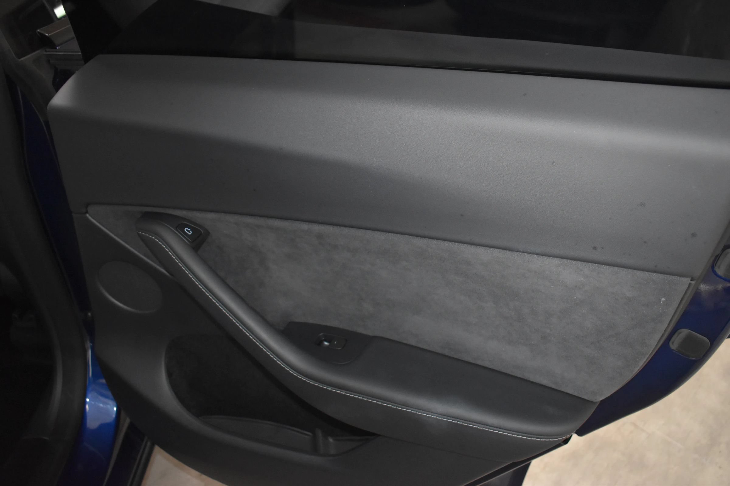 Used 2024 Tesla Model Y Long Range RWD image 12