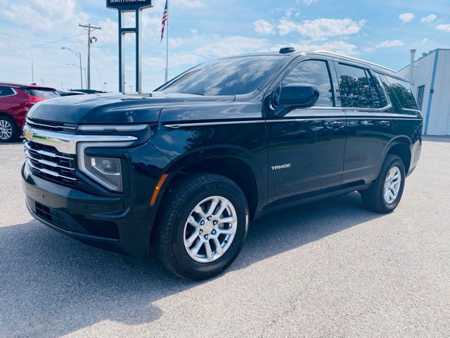 Used 2025 Chevrolet Tahoe LT RWD image 5