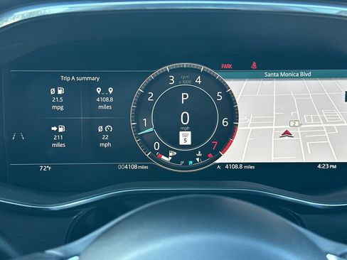 Used 2026 Jaguar F-PACE R-Dynamic S image 29