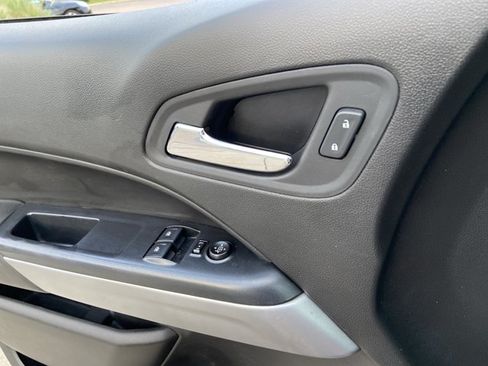 Used 2022 Chevrolet Colorado LT w/ Fleet Safety Package RWD image 44