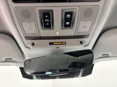 Used 2026 Land Rover Defender 110 S AWD/4WD image 12