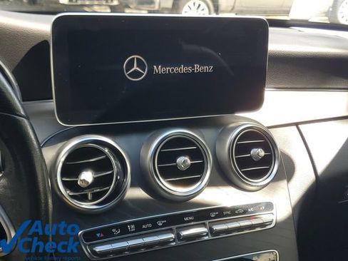 Used 2019 Mercedes-Benz C 300 Sedan image 24