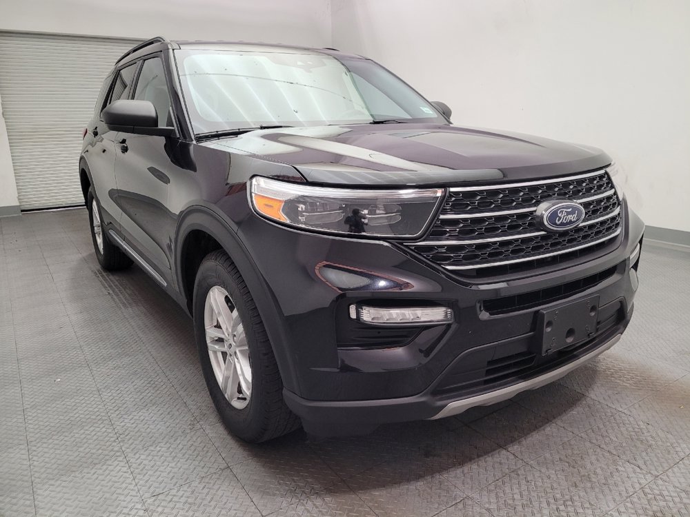 Used 2024 Ford Explorer XLT w/ Equipment Group 202A AWD/4WD image 14