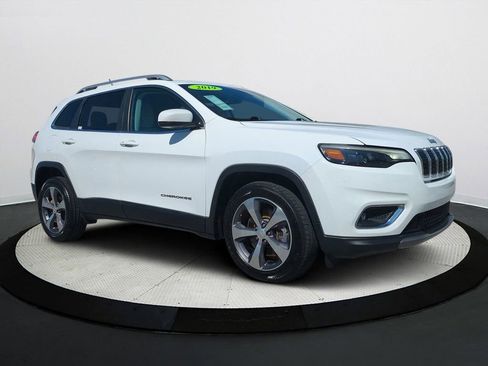 Used 2019 Jeep Cherokee Limited image 2
