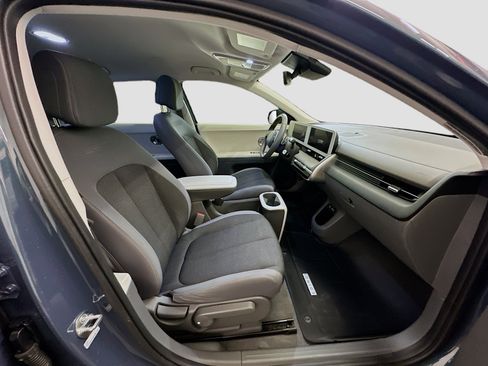 Used 2024 Hyundai Ioniq 5 SEL image 33
