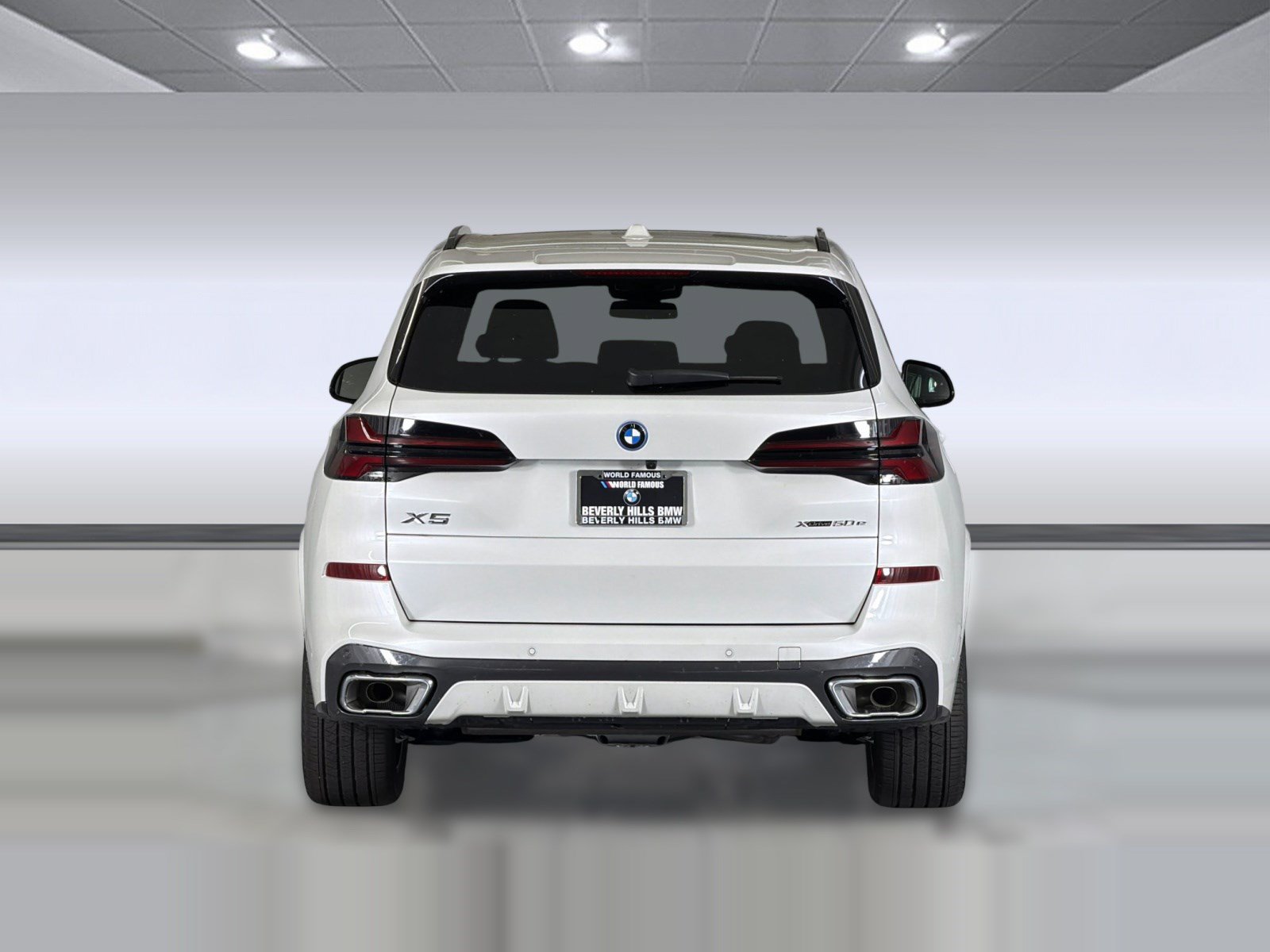 Used 2026 BMW X5 xDrive50e w/ M Sport Package AWD/4WD image 10