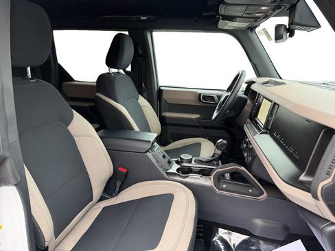 Used 2022 Ford Bronco Big Bend image 15