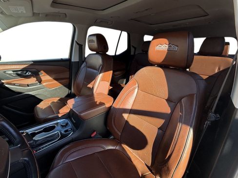 Used 2018 Chevrolet Traverse High Country image 8