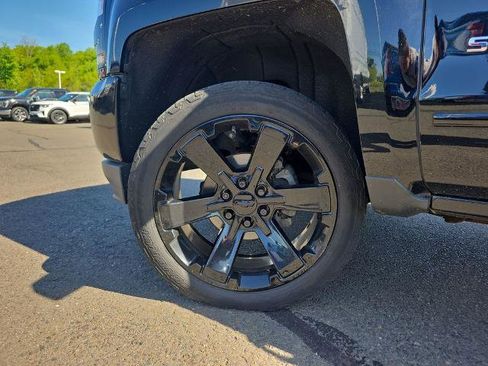Used 2018 Chevrolet Silverado 1500 LT w/ All Star Edition AWD/4WD image 14