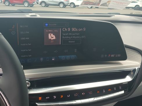Certified 2024 Cadillac Lyriq Luxury AWD/4WD image 12