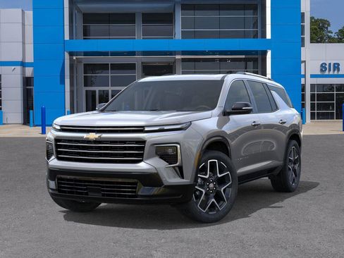 New 2026 Chevrolet Traverse High Country image 6