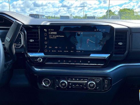 Used 2024 GMC Sierra 1500 SLT AWD/4WD image 34
