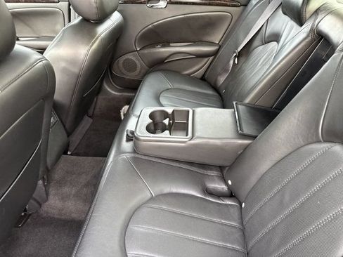 Used 2006 Buick Lucerne CXS w/ Driver Confidence Package FWD image 18