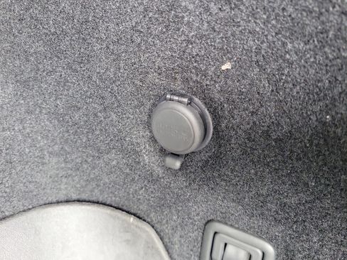 Used 2016 Nissan Murano SV image 12