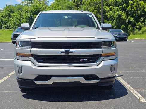 Used 2018 Chevrolet Silverado 1500 LT w/ All Star Edition AWD/4WD image 11
