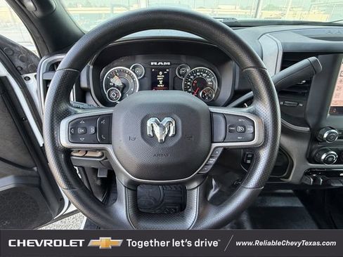 Used 2024 RAM 2500 Tradesman w/ Chrome Appearance Group image 15