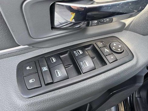Used 2014 RAM 1500 Outdoorsman image 28