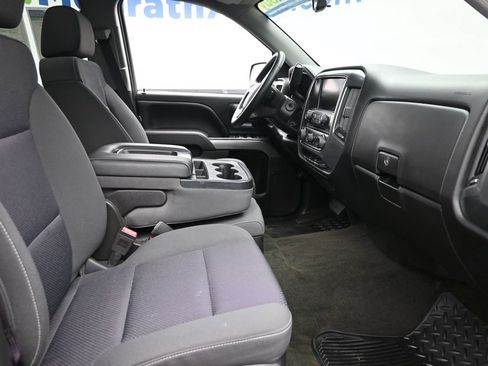 Used 2017 Chevrolet Silverado 1500 LT w/ All Star Edition AWD/4WD image 9