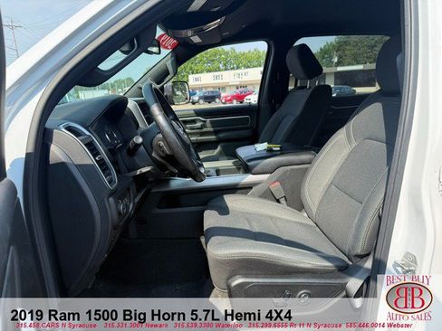 Used 2019 RAM 1500 Big Horn AWD/4WD image 11