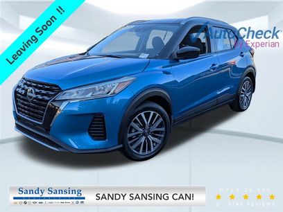 Used 2023 Nissan Kicks SV