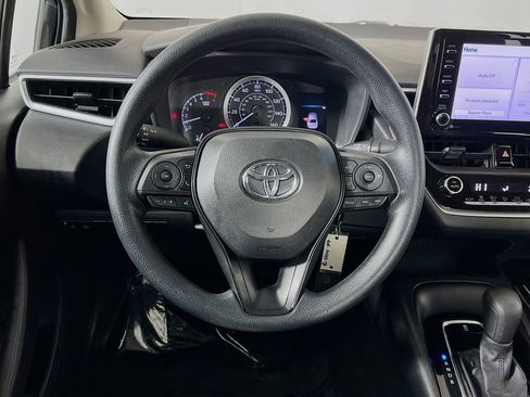 Used 2021 Toyota Corolla LE FWD image 11