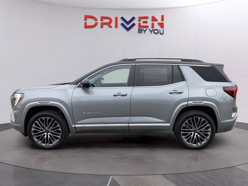 New 2026 GMC Terrain Denali w/ LPO, Floor Liner Package AWD/4WD image 2
