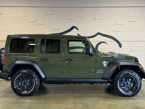 Used 2023 Jeep Wrangler Unlimited w/ Sun & Screen Package AWD/4WD image 3