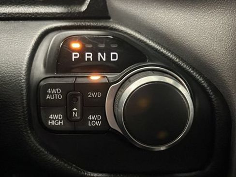 Used 2019 RAM 1500 Big Horn AWD/4WD image 17