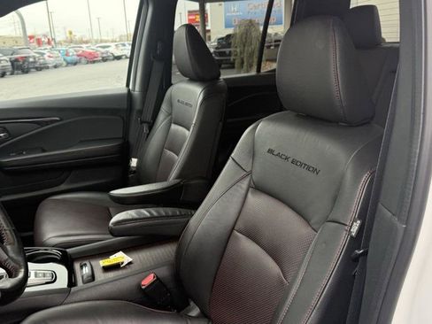 Certified 2021 Honda Ridgeline Black Edition image 12