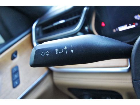 Used 2022 Jeep Grand Cherokee Summit AWD/4WD image 16