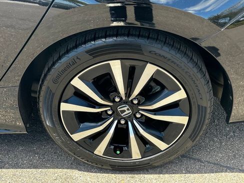 Used 2023 Honda Civic EX image 9