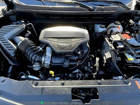 Certified 2023 Cadillac XT6 Sport w/ Platinum Package image 28