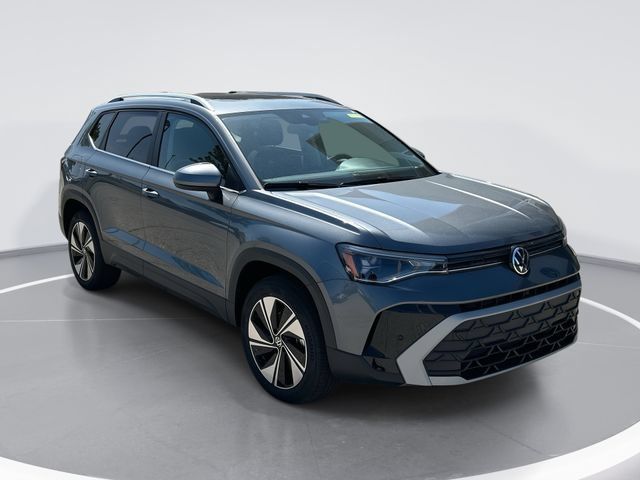 New 2026 Volkswagen Taos SE AWD/4WD image 1
