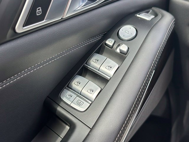 Certified 2025 BMW X7 xDrive40i AWD/4WD image 25