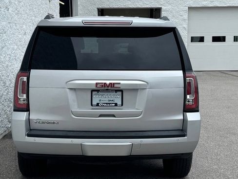 Used 2017 GMC Yukon SLE w/ Convenience Package AWD/4WD image 4