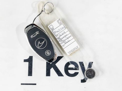 Used 2024 McLaren 750S Spider image 19