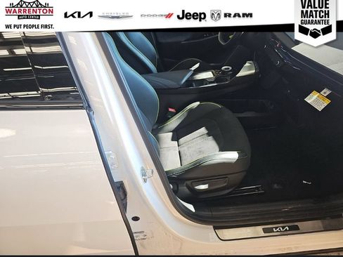 Used 2023 Kia EV6 GT AWD/4WD image 14