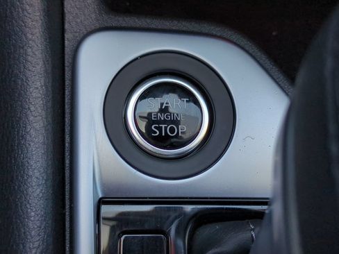 Certified 2025 Nissan Sentra SV FWD image 25