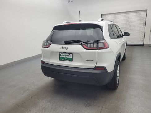 Used 2020 Jeep Cherokee Latitude w/ Cold Weather Group image 7