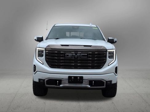 Used 2023 GMC Sierra 1500 Denali Ultimate AWD/4WD image 9