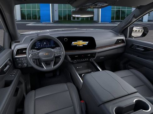 New 2026 Chevrolet Suburban LT w/ Comfort Package image 30